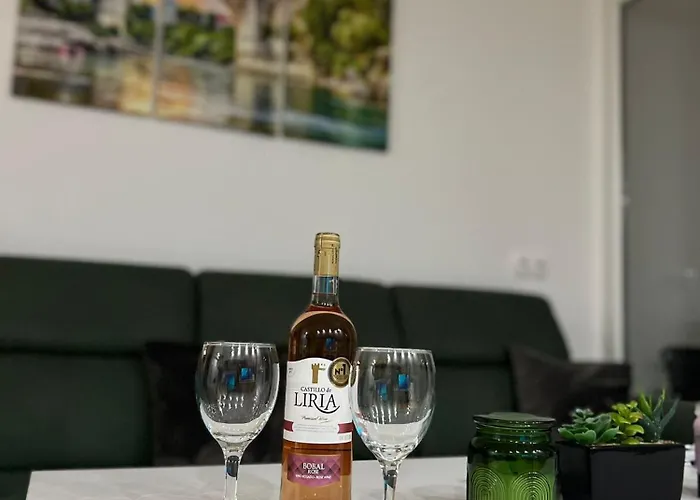 White Hill アパート モスタル